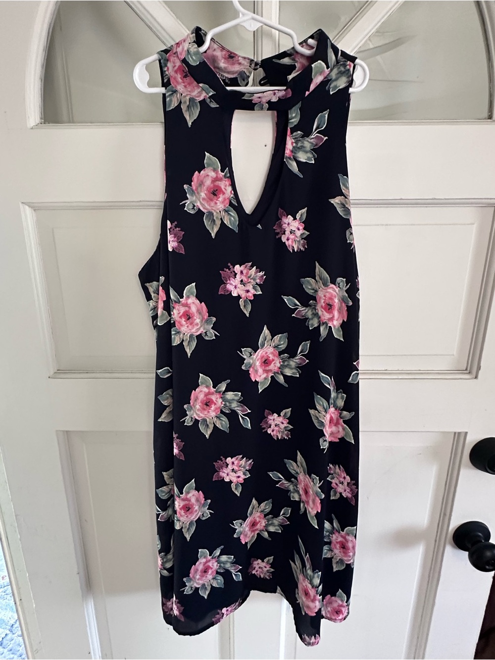 Floral Keyhole Sleeveless Mini Dress in navy and Pink